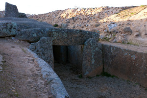 B_DOLMEN_DE_LACARA_07